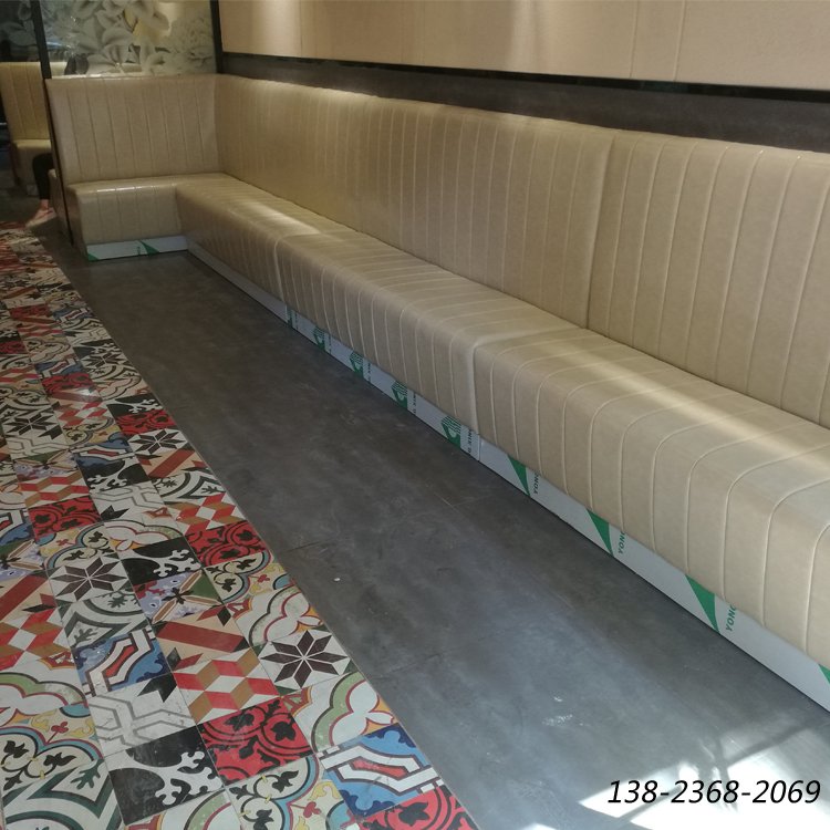 茶餐廳靠墻卡座沙發(fā)，定制餐廳皮革沙發(fā)，餐廳